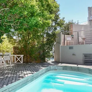 Camps Bay Nest , Cape Town South Africa
